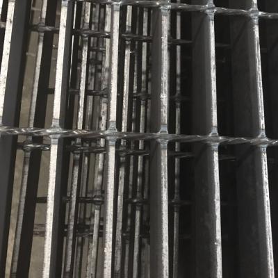 China Welded Galvanized Heavy Duty Press Locked  Serrated Tooth Type I  Bar Steel Grating for sale