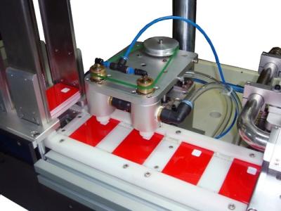 China Cartão inteligente IC cartão ISO máquina de fresagem e embutido automático tudo em um YIME-1 à venda