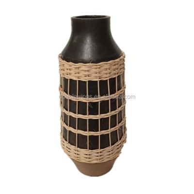 China Europe ceramic vase/ceramic flower vase/ceramic flower vase with rattan for sale