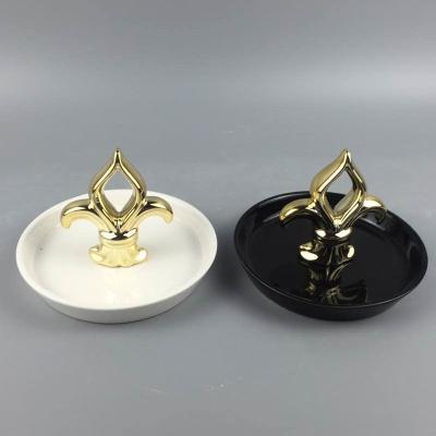 China Home decoration jewely ceramic ring plate and dish with gold flower for sale