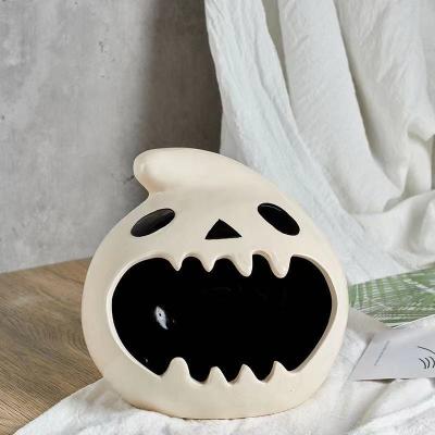 China Heatable 3D Cartoon Ceramic Halloween Candy Jar for sale