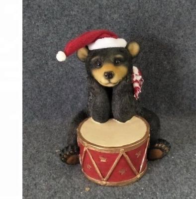 China Handmade polyresin bear from Europe with drum for Christmas for sale