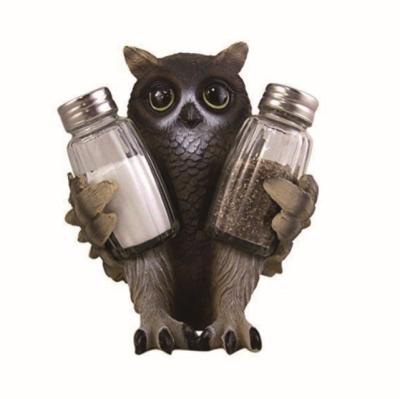 China China Custom Design Animal Shape Resin Material Salt And Pepper Shaker Set Holder for sale