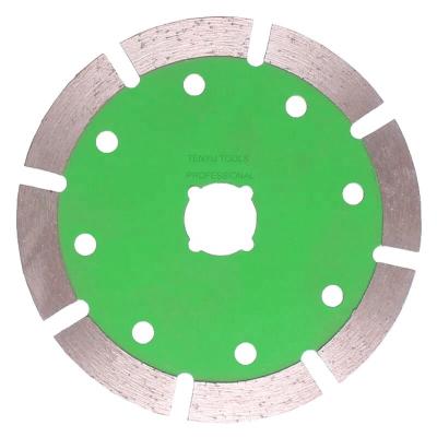 China Concrete Hot Press Segmented Diamond Concrete Cutting Blade With Different Inner Holes for sale