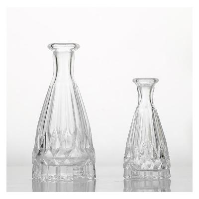 China Wholesale Household Personal Care Perfume Transparent Empty Glass Bottle for sale