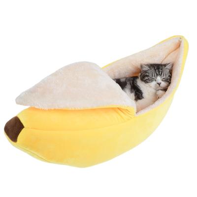 China Universal Hot Four Seasons Banana Pet Bed Interactive Heating Toys Around Cat Bed for sale