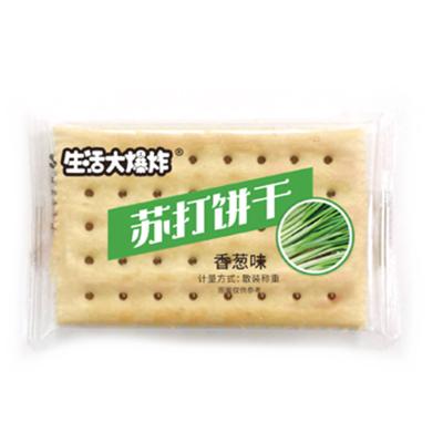 China Weilong Normal Children's Snack Soda Cookies Low Fat Chive Cookie Te koop