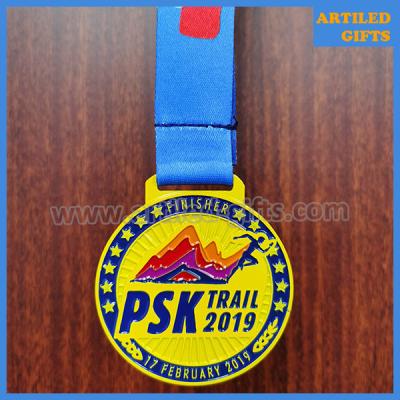 China Free Custom Design Finisher Running Sport Ribbon Metal Medal for sale