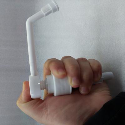 China New non-refillable 22G 28 hand trigger sprayer 410 pp long white triangle nozzle sprayer for sale