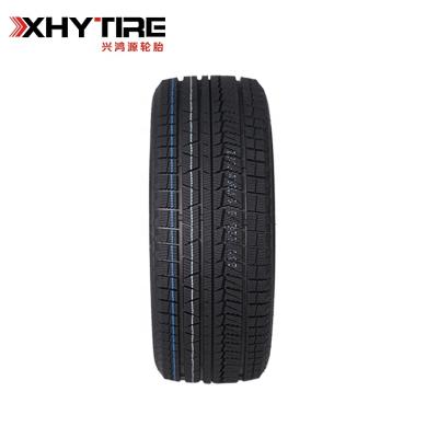 China Natural Rubber Car Snow Tire 235 45R18 W-8 Skidproof Snow Tires for sale