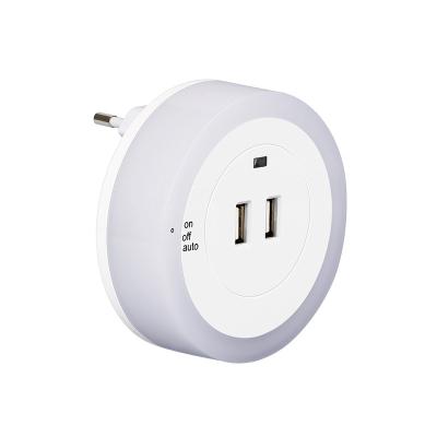 China ROOM/HOTEL EU Standard Auto Sensor Led Night Light with USB and Plug for sale