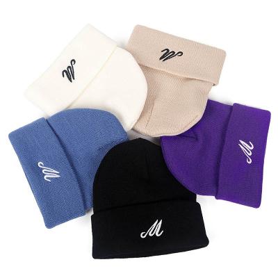 China COMMON Wholesale Plain Winter Unisex Warm Knitted Hat Keep Warm Knit Hat Beanie Rolled Up Hats for sale