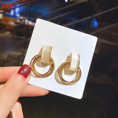 China Romantic Fashionable Wholesale Cymophane Nature Stone Cheap Delicate Shinning Gold Plated Earrings for sale