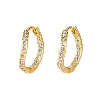 China Hiphop Wavy Earrings Gold Brass Color With Full Diamond Stud Earrings Shape Jewelry For Women for sale