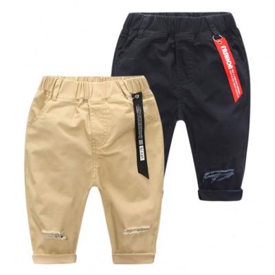 China Viable Boys Seven Point Pants Springs And Summer Baby Uniform Color Fashion Casual Pants for sale