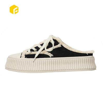 China 2022 Fashion Trend Best Price Summer Canvas Shoes Women's Black Wide Feet Shoes Ladies Mules Shoes For Women Plus Size for sale