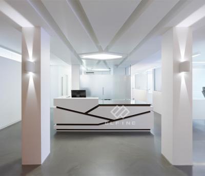 China Seamless Joint OEM Curved Bank Counter Furniture Solid Surface Led Light Reception for sale