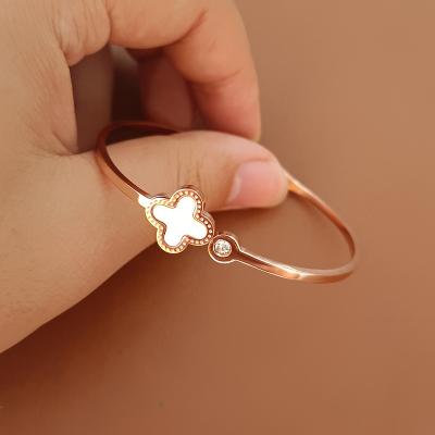 China IDS Titanium Steel Bracelets Designer Bangles 18K Rose Gold Shell 4-Leaf Casual/Sporty Hot Selling Stable Bracelets for sale