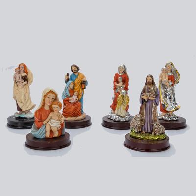 China Europe Item Catholic Religious Holy Family Figurines Coffee Table Polyresin Glass Statue for sale