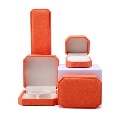 China Customized Orange Flannelette Jewelry Box Perfect for Storing Your Jewelry Collection for sale