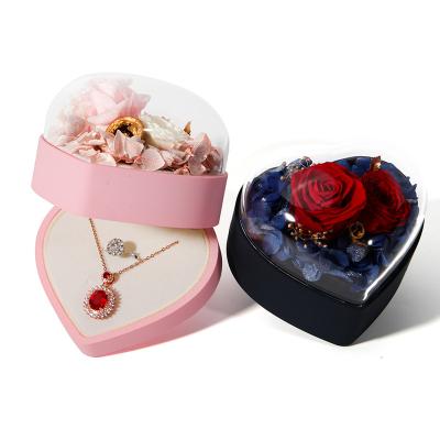 China Custom bloemen sieraden doos hartvormige cadeaubon met fluwelen verpakkingsdoos Te koop