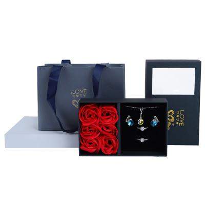 China Hanhong Cardboard Rose Soap Flower Jewelry Box Gift Packaging with Tote Bag for sale