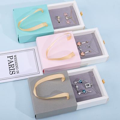 China Discreet karton papier sieraden cadeau verpakkingsdoos met Tote zak voor opslag Te koop