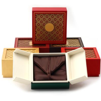 China Ancient Style Cardboard Paper Jewelry Packaging Box with Textured Decor for sale