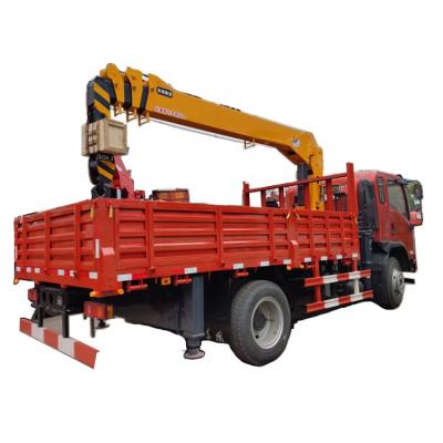 China TRUCK CRANE Dayun 8ton hydraulic engineering garden truck with loading crane for sale