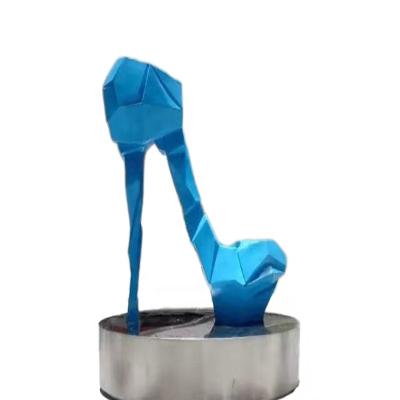 China Idyllic City Blue Statue Chen Beauty Mall Entrance Door Europe Fiberglass Landscape Sculpture High Heel Decoration for sale