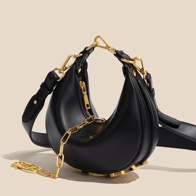 China New Fashion New Fashion Niche Design Letter Crescent Bag Women's Texture Handbag Chain Cross - Body Armpit With Standard Luxury Shoulder Bag for sale