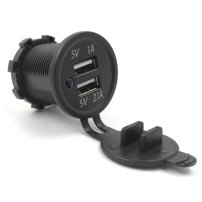 China Universal Universal Lighter Car Charger Waterproof With LED Indicator USB 5V2.1A Dual 2Ports Vehicle Power Socket for sale