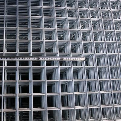 China Easily Assembled 10 x10 Cm Square Hole Welded Galvanized Iron Wire Mesh Panel for sale