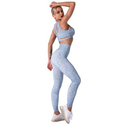 China QUICK DRY Fitness Sport Suits Tightly Fit Yoga Two Piece Soft Touch Woman's Yoga Suits for sale