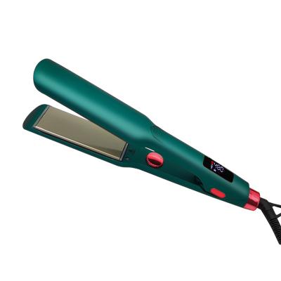 China Concise Professional Hair Straightener High Temperature Resistance Hair Iron Car Design Anti-scalding Design for sale