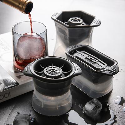 China Round Whiskey Viable Silicone Party Bar Ice Ball Mold Round Cylinder Plastic Ice Ball Cubes Mold for sale