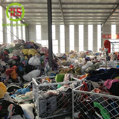 China Fashion new style /Fit size Hot-selling product bulk used clothing for sale package second hand clothes used clothes factories volumes for sale