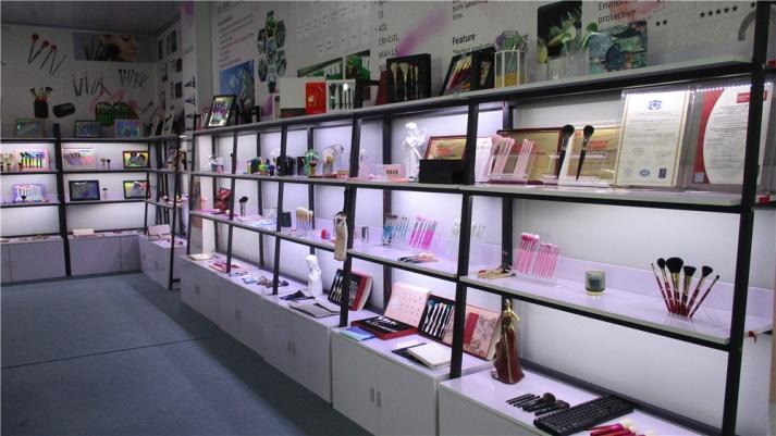 Verified China supplier - Shenzhen Bulanka Cosmetic Accessories Co., Ltd.