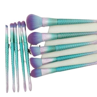 China Angular Blush Green Mermaid 10 Pieces Wholesale Luxury Professional Travel Makeup Brush Set for sale