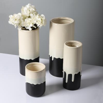 China Hotel Eco-friendly Fascinating Ceramic Decorative Ornaments Restaurant Design Vase Porcelain Wedding Decoration Ceramic Vases for sale