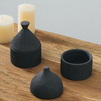 China ECO-frendly customized unique 8oz massage candle dome frosted vessel container colored clay matte black ceramic empty candle jar with lid for sale