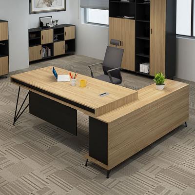 China Modern Design Metal Frame Workspace Office Furniture Convertible High End Office Boss Executive Manager Desk for sale