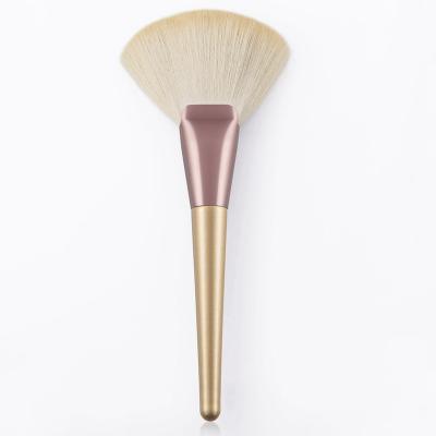 China Multifunctional Super Soft Touch Champagne Fiber 6nm Micro Fine Hair Makeup Brush Foundation Brush Highlighter Blush Powder Brush for sale