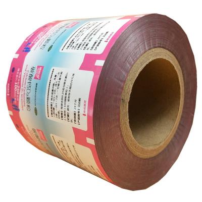 China Kraft Paper Plastic Packaging Moisture Proof Custom Automatic Film Roll for sale