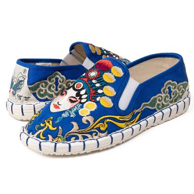 China Woman Beijing Flat Embroidery Fabric High Quality Breathable Flat Shoes Women's Casual Shoes for sale