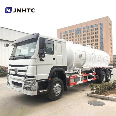 China Sinotruk Sewage Suction Truck 25-40 TONS 21 - 30T for sale