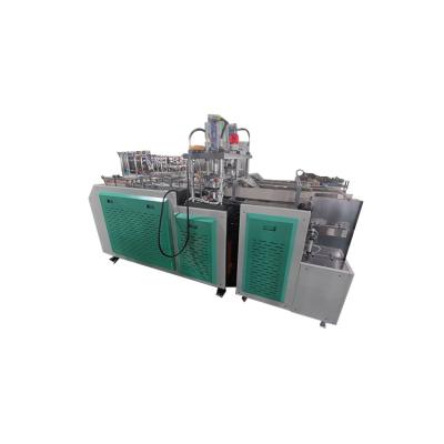 China Factory machine for making disposable stores on which company and personal logos can be printed for sale