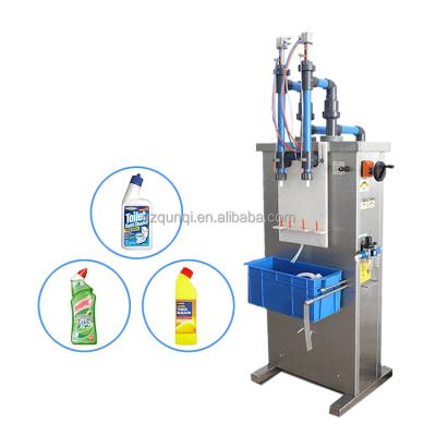 Chine High Accuracy Semi Automatic Anti Corrosive Strong Acid Bleach Liquid Toilet Cleaner Double Head Filling Machine Liquid Filler à vendre