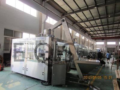 China 10000 Bottles Per Hour Carbonated Drink Filling Machine  Plastic Bottle Filling Machine for sale