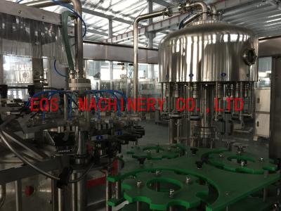 Chine 2 dans 1 machine de remplissage de bouteilles du vin 750ml de raisin avec l'équipement en aluminium de cachetage de couverture à vendre